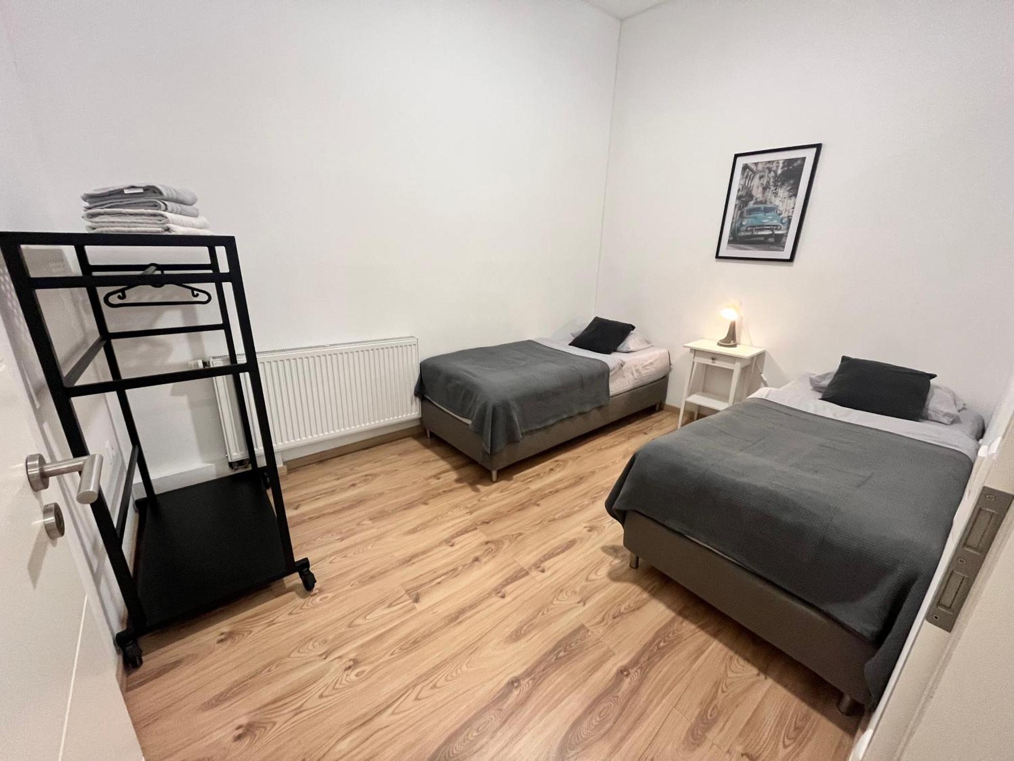 Apartment Central 10C 40Qm Wi-Fi Free Parking Calm Back House Dortmund Eksteriør bilde